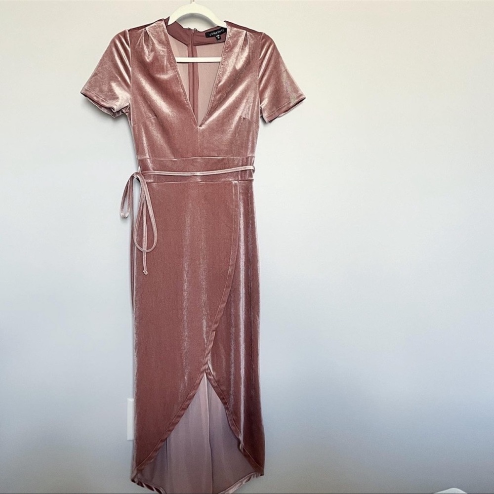 Dynamite velvet rose pink v neck midi dress